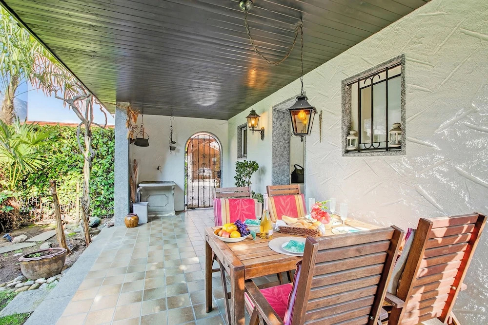 Casa Viola