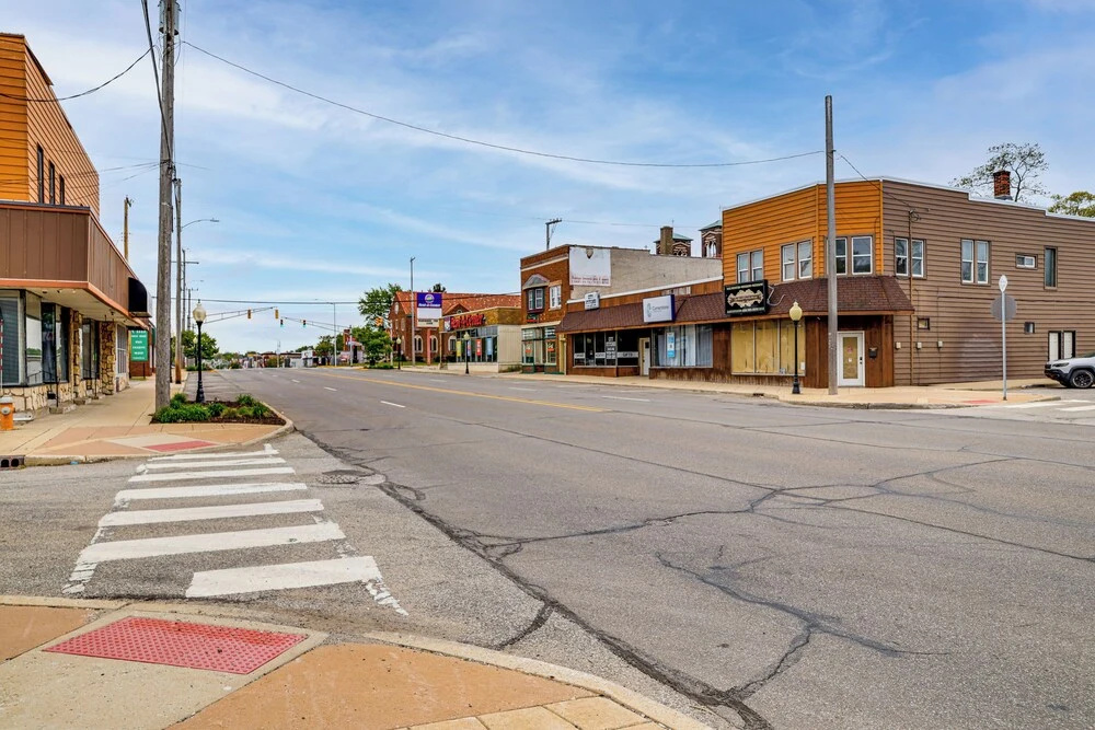 Walkable Apt in Dtwn Michigan City! 2 Mi to Beach