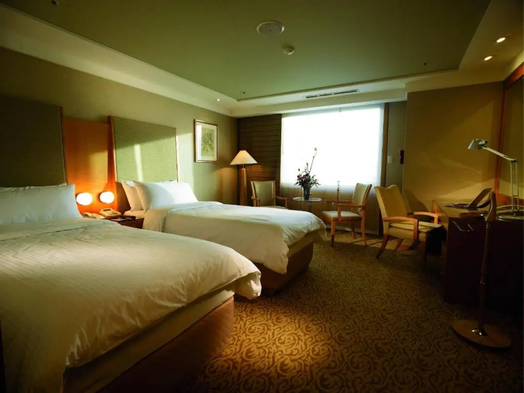 Deluxe Double Family room (twin beds)