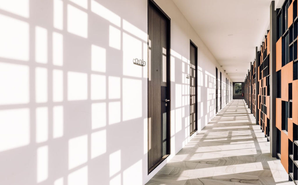 Lobby & Reception