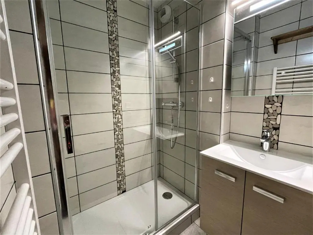 Afficher la photo 6 — Appartement Les Menuires, 3 pièces, 8 personnes - FR-1-452-90