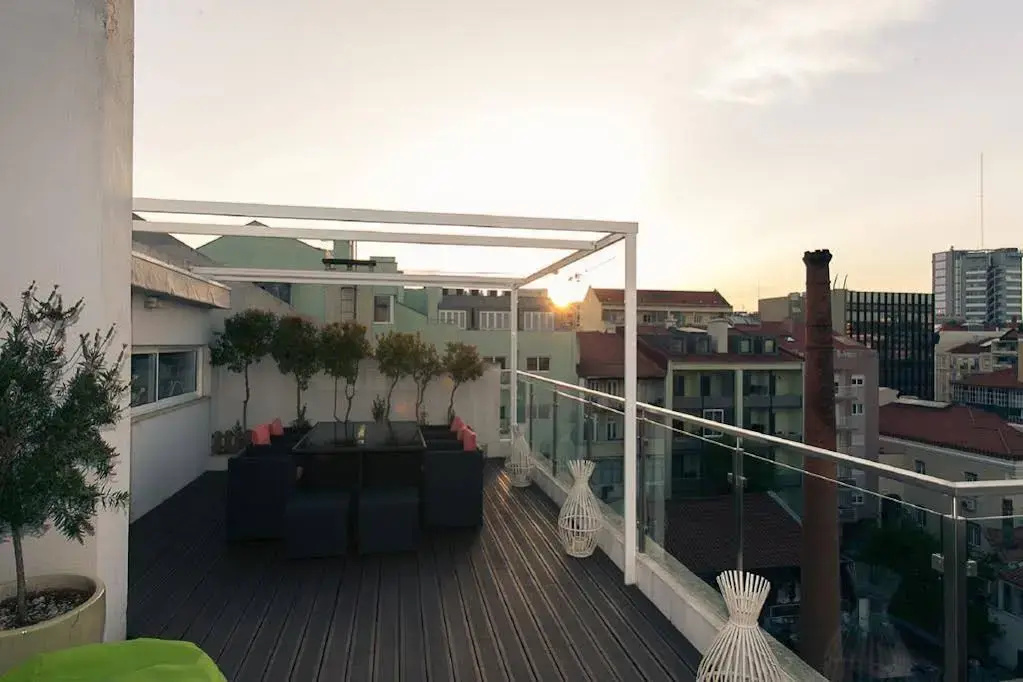 Charming Penthouse with Private Terrace