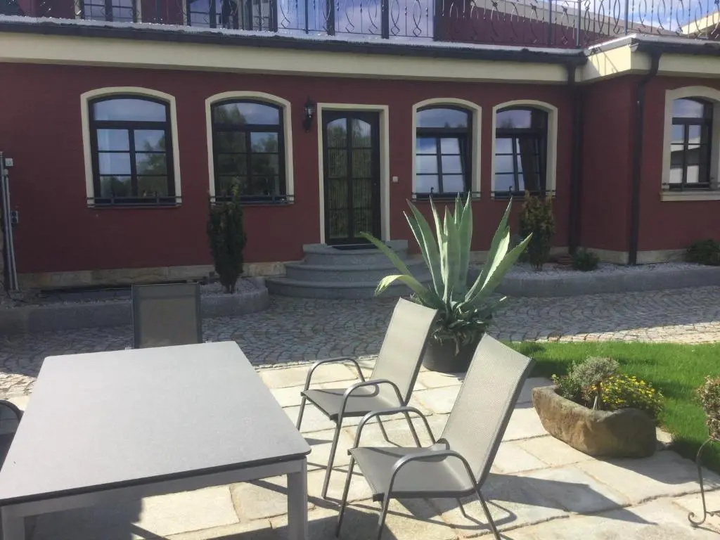Deluxe Apartment