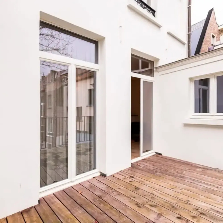Bright Apartment With Terrace in Heart of Ghent