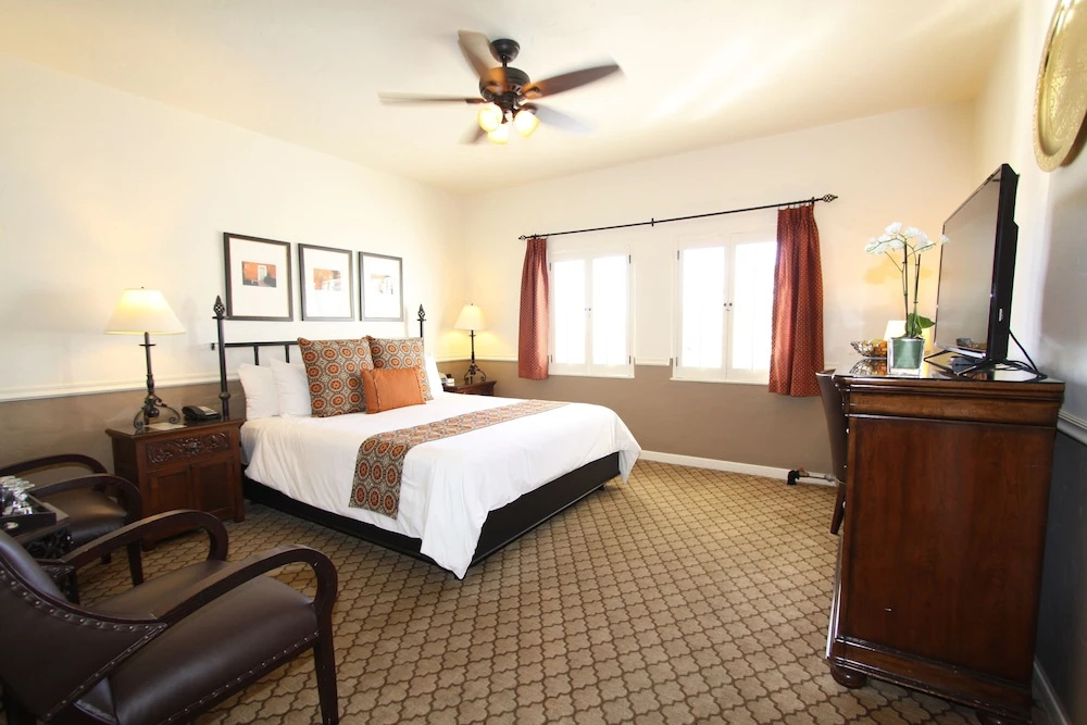 Cypress Inn - Chambres