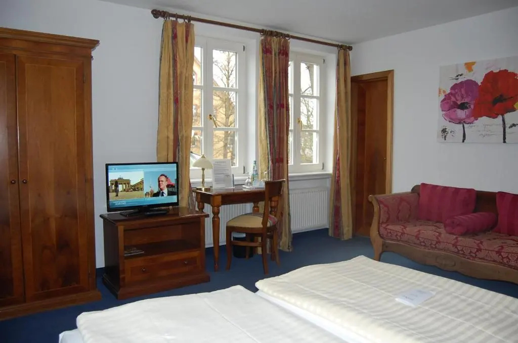 Hotel Königin Olga - Chambres