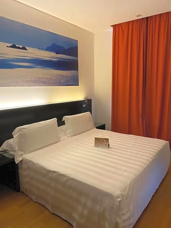 Card International Hotel - Chambres