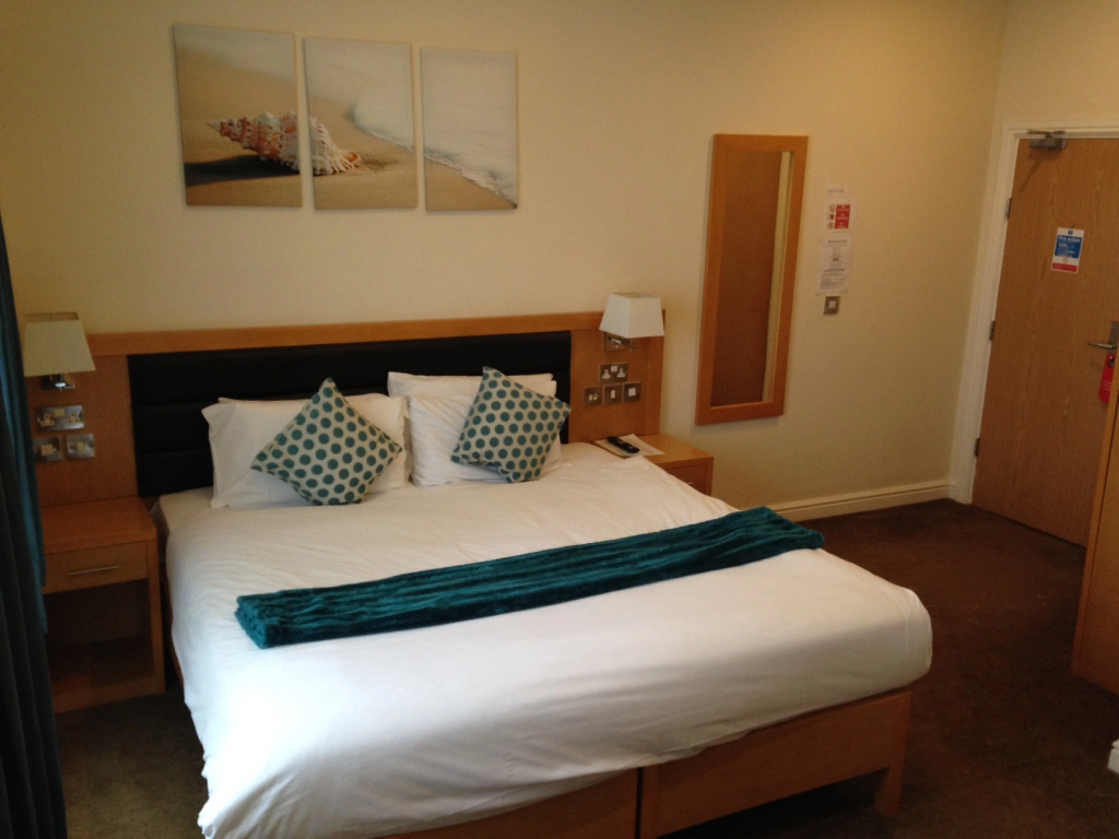 Standard Double room with sea view (full double bed)