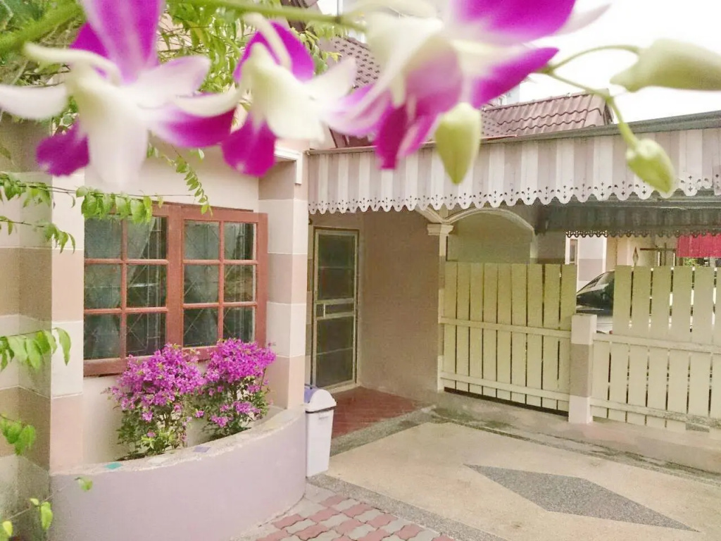 Village House PM 12