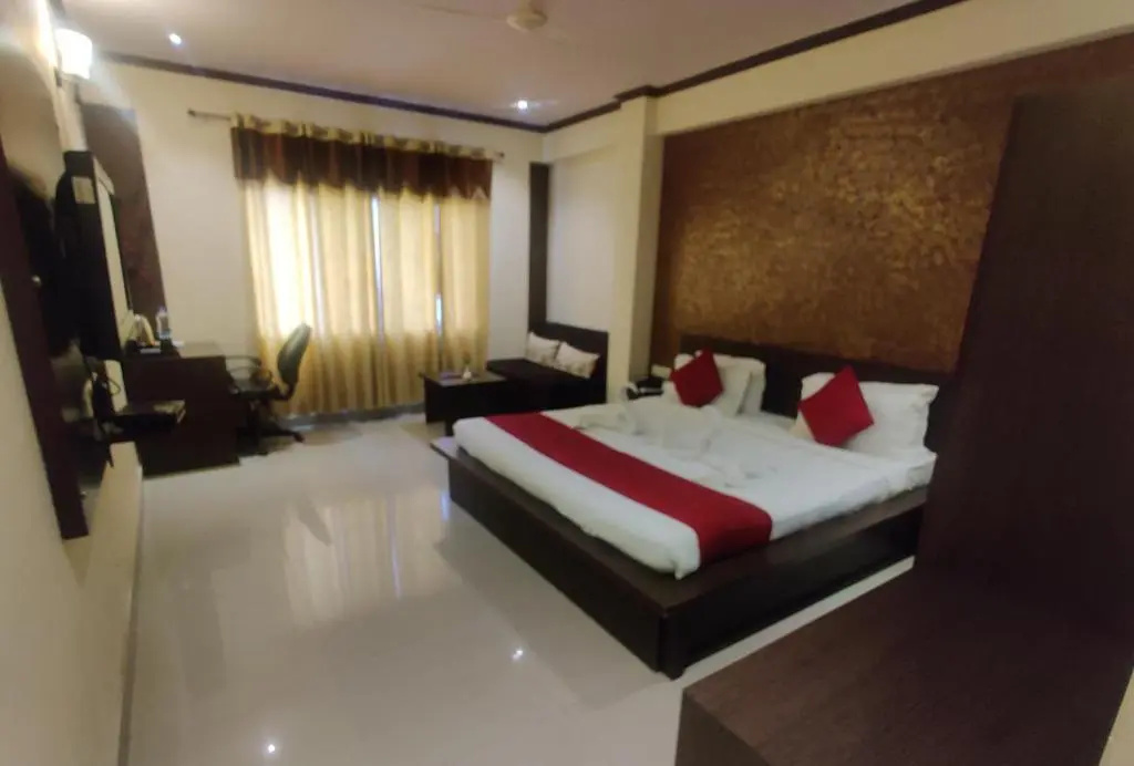 Hotel Savi Regency - Chambres