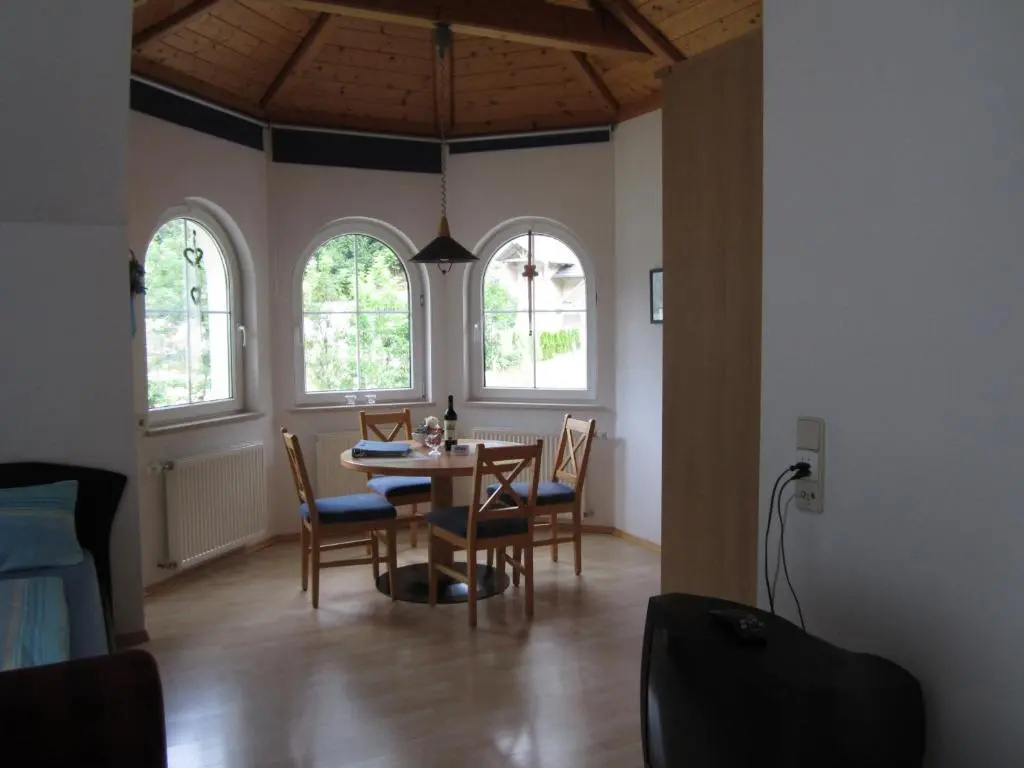 1 Bedroom Apartment with balcony