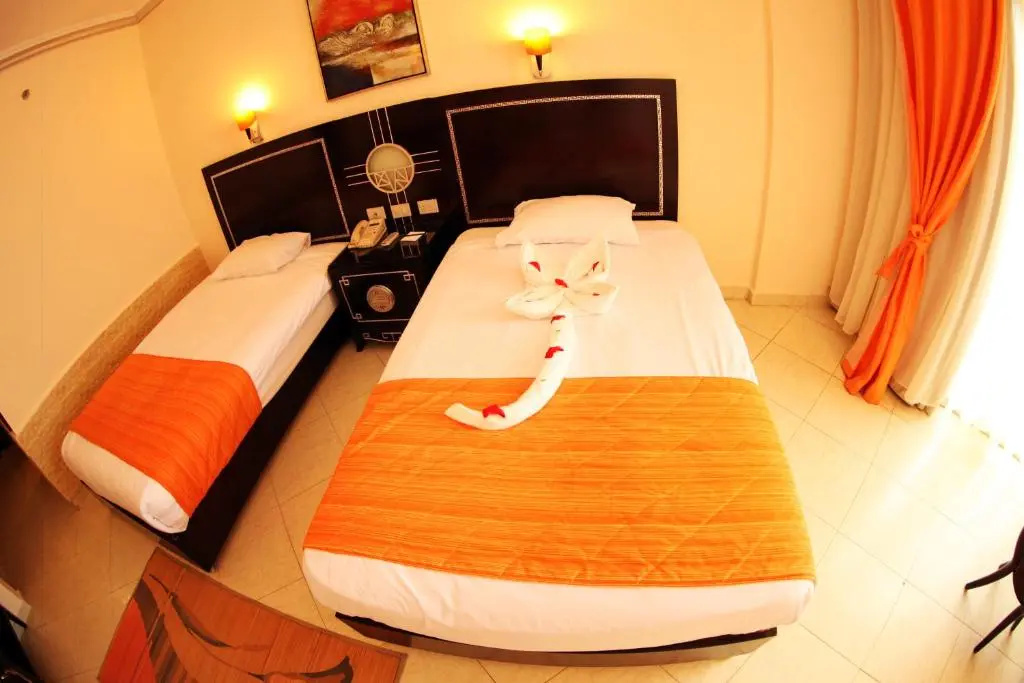 Superior Triple room