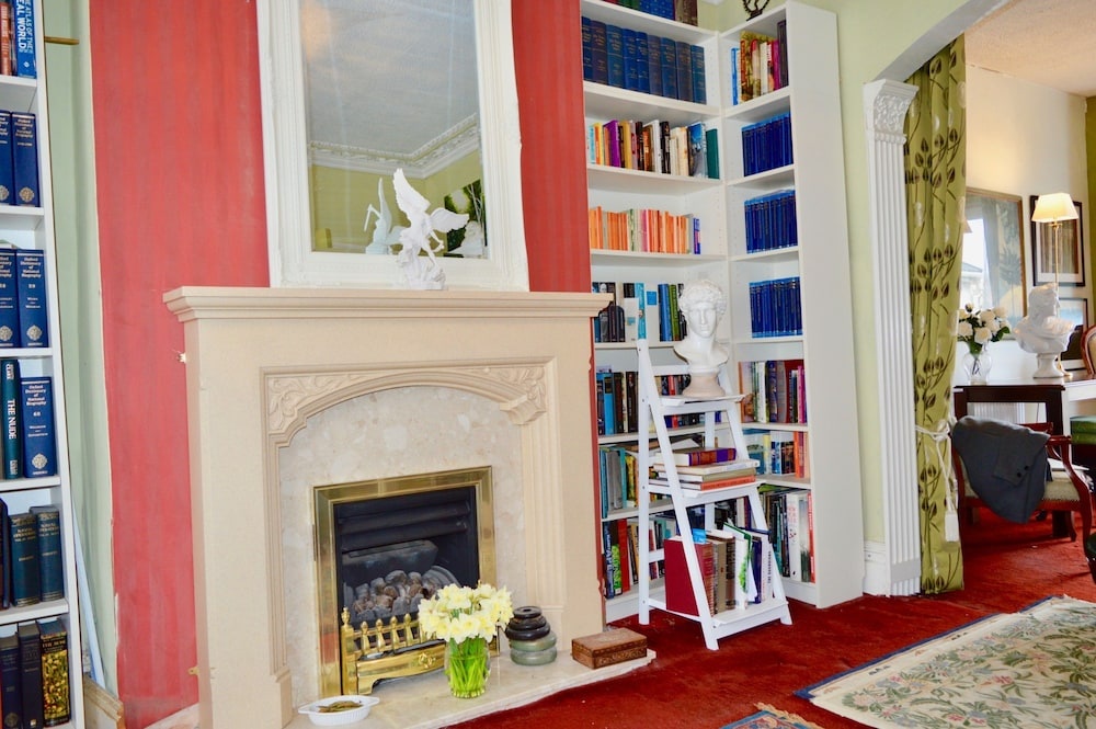 1 Bedroom Terraced House in Bristol