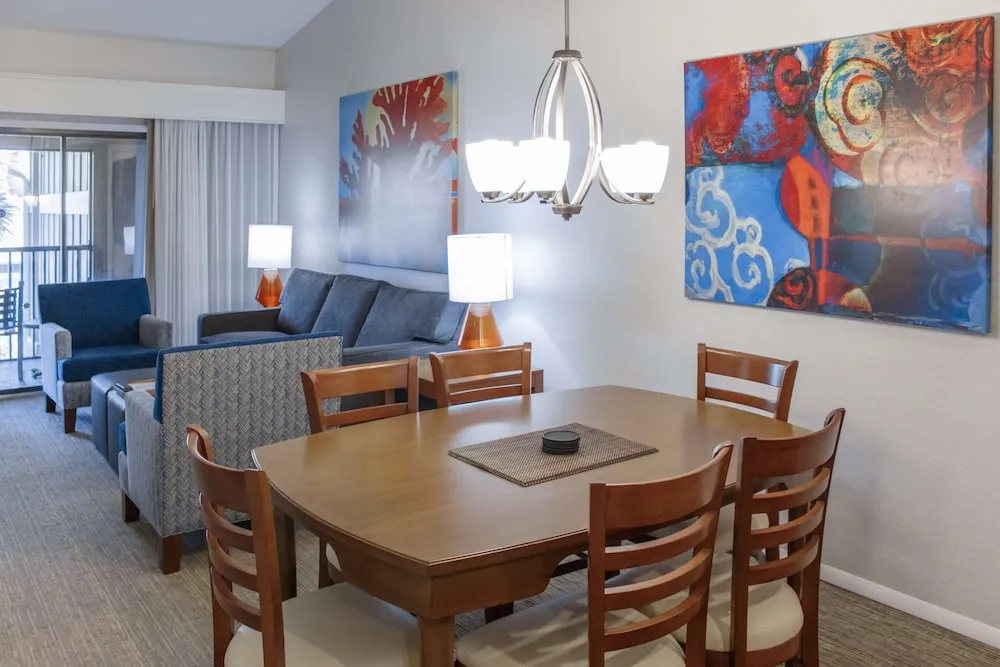 2 Bedrooms Double Suite (twin beds)