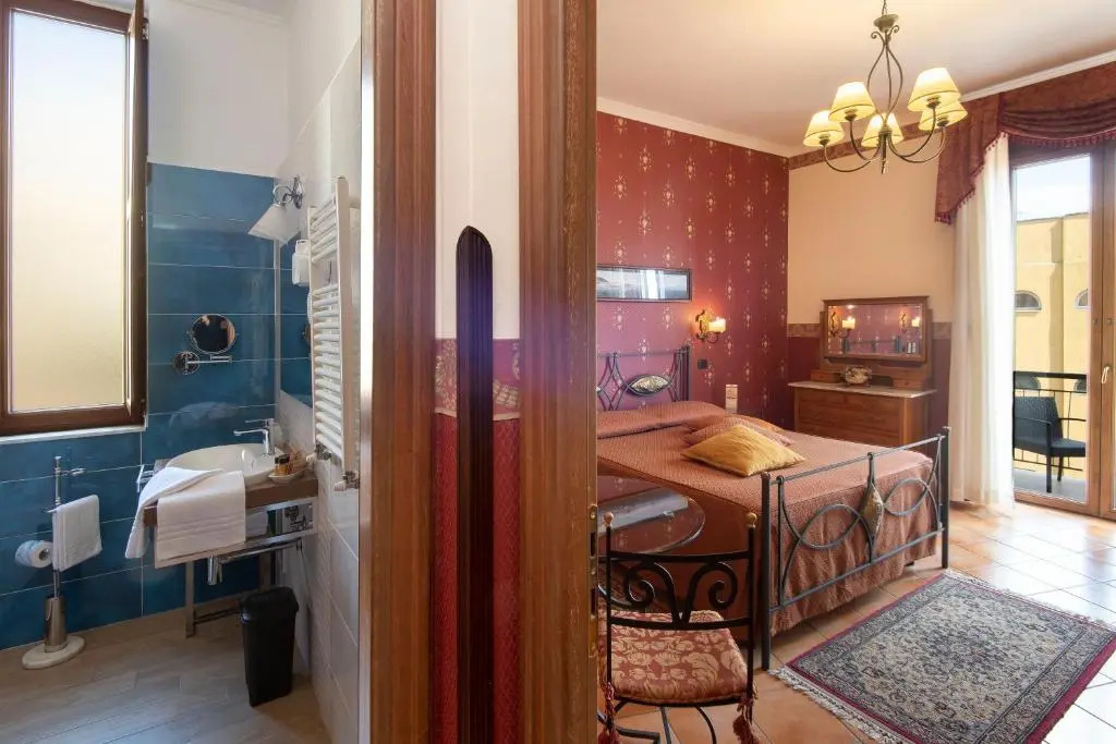 Pinto Storey Hotel - Chambres
