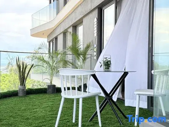 Infinity Pool +Stunning Ocean Views Gem in Nyali.