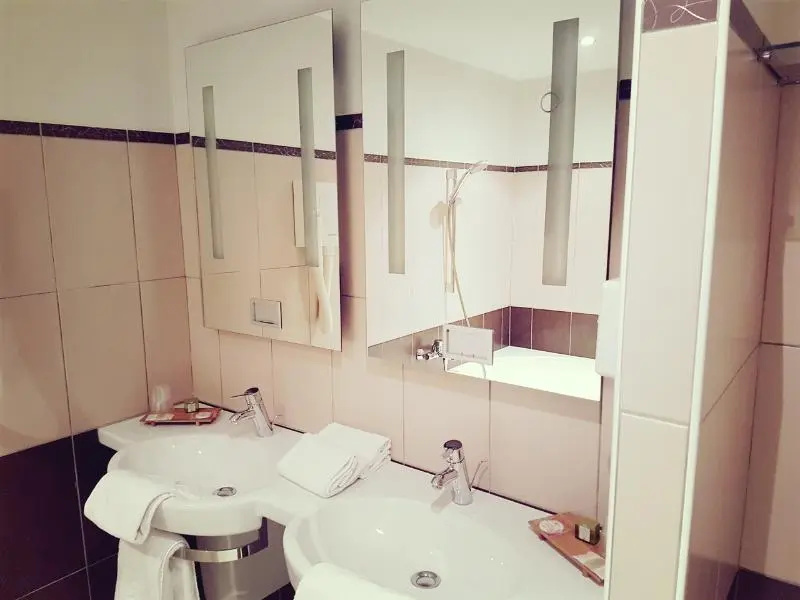 Hostellerie Saint Vincent Beauvais Aéroport - Chambres