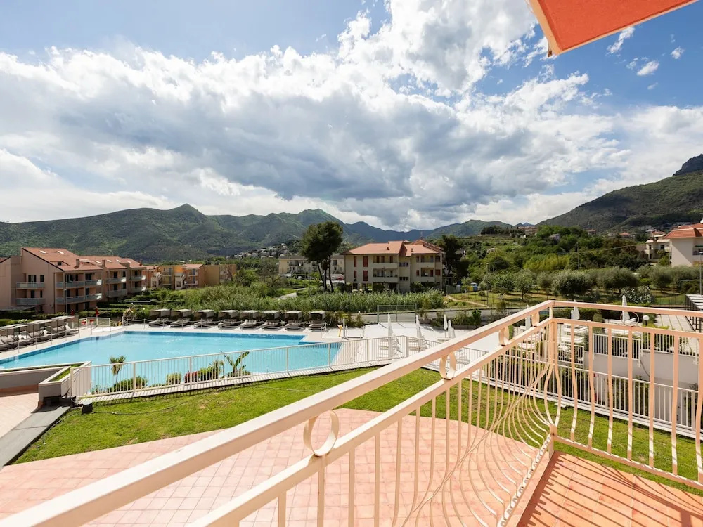 Residence Near the sea a Loano ID 4198