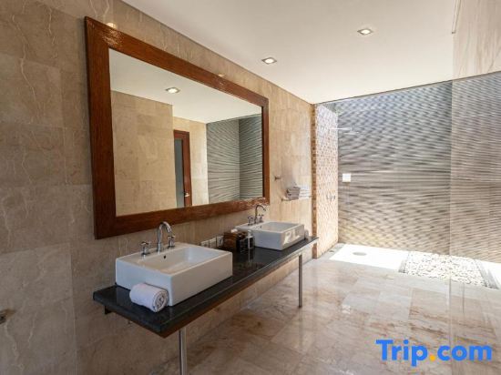 Abi Bali Resort And Villa