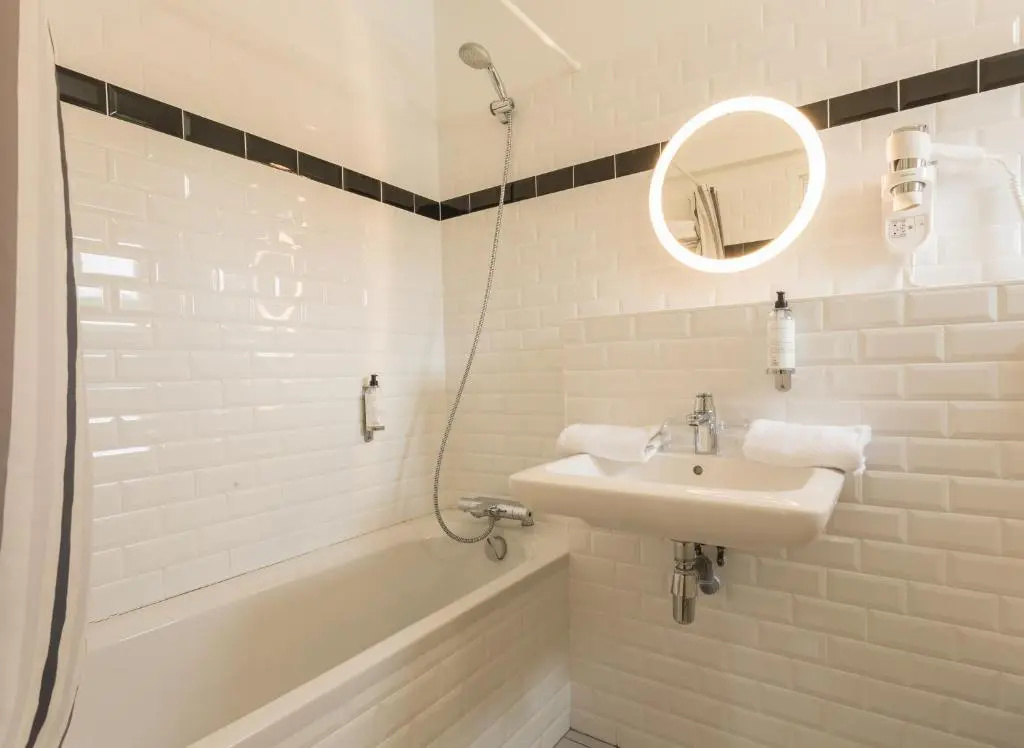 Standard Double room (twin beds)