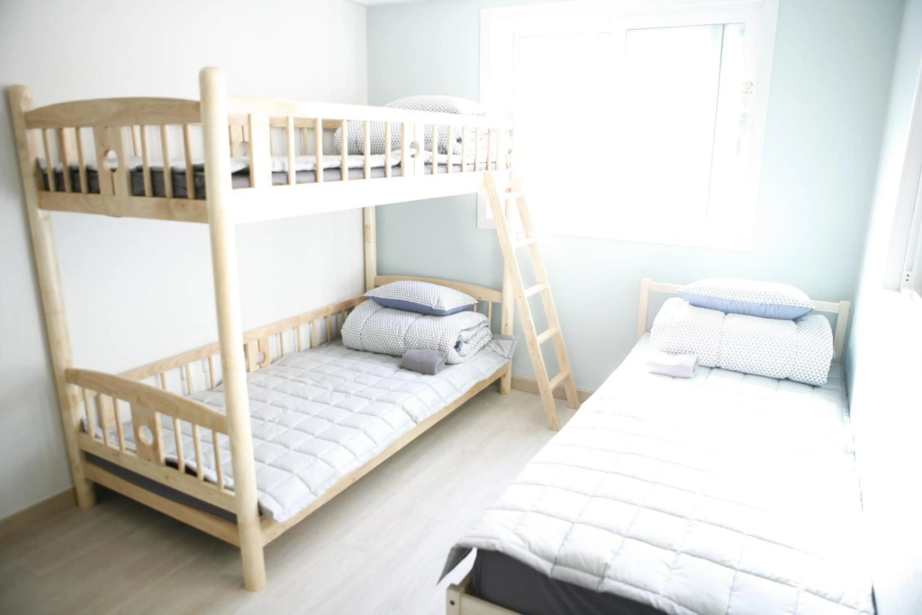 Отель Twin Rabbit Guesthouse в Сеуле