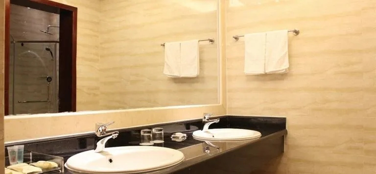 Golden Peacock Resort Hotel - Général