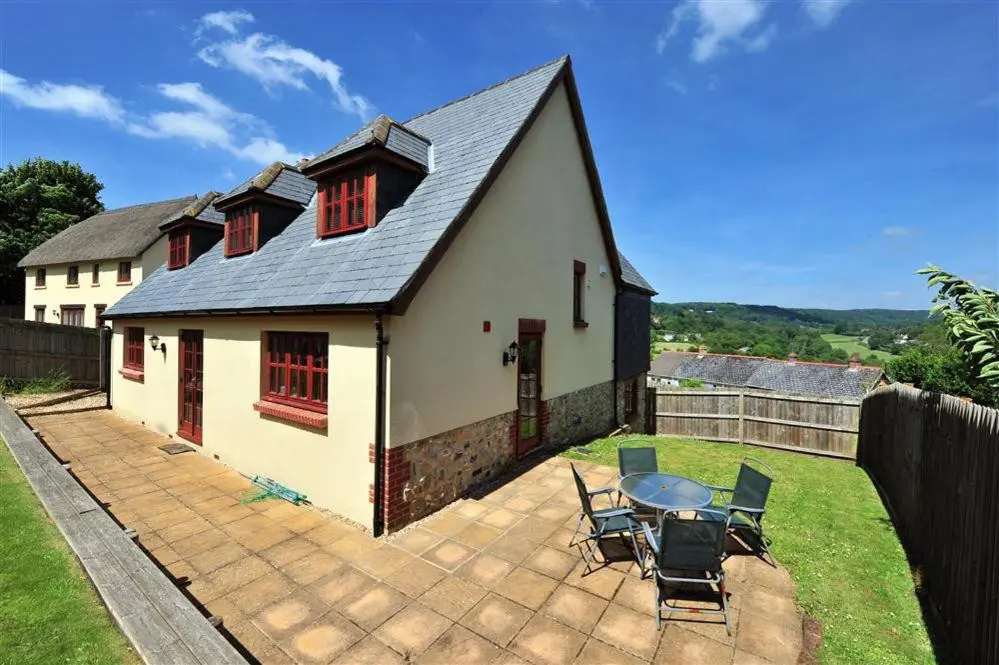 28 Barnes Meadow