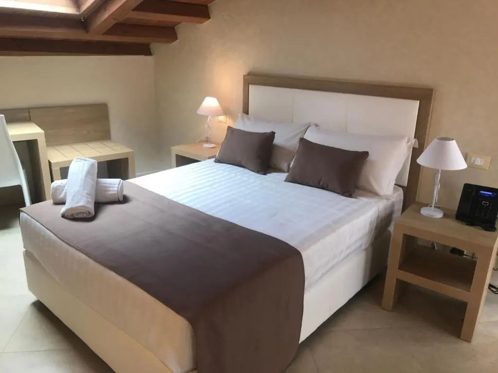 Standard Double Attic room (full double bed)