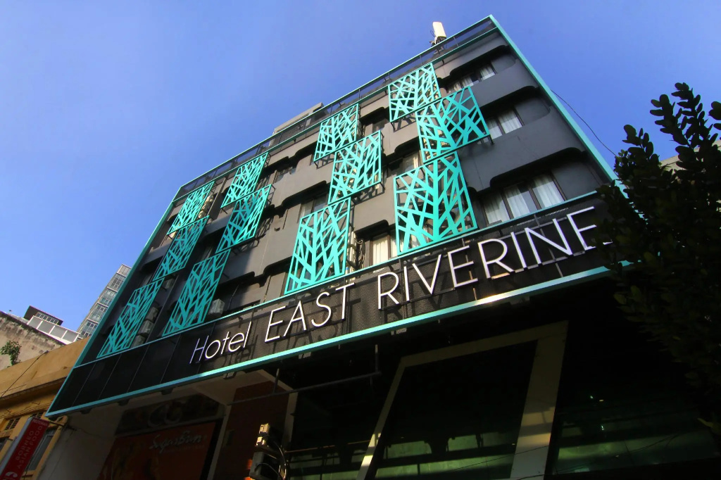 East Riverine Boutique Hotel — фото