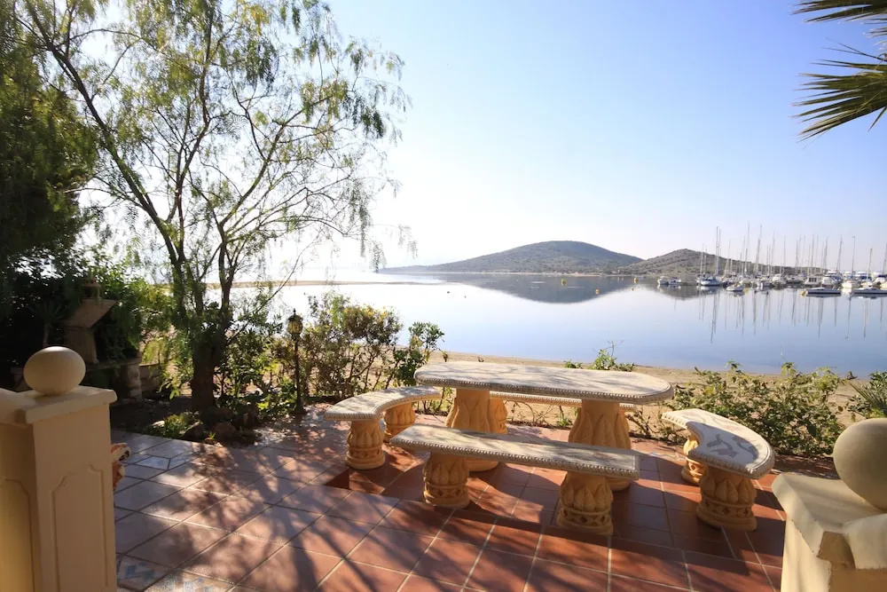 Inmovecos Bahía de las Palmeras 71