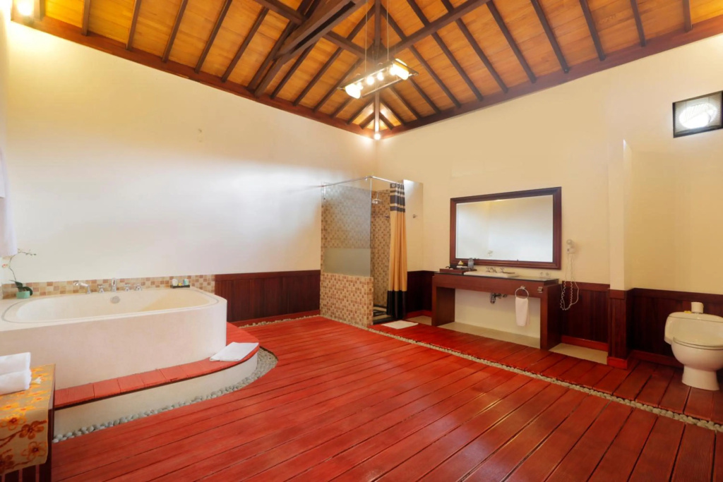 Отель The Beverly Hills Bali a Luxury Villas & Spa в Унгасане