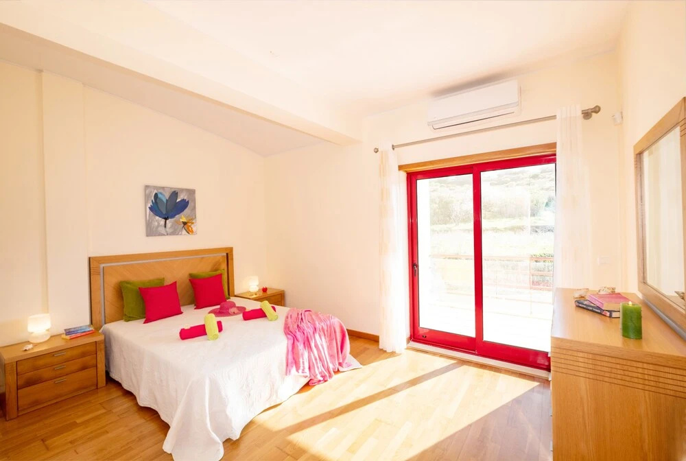 3 Bedrooms Villa with pool view