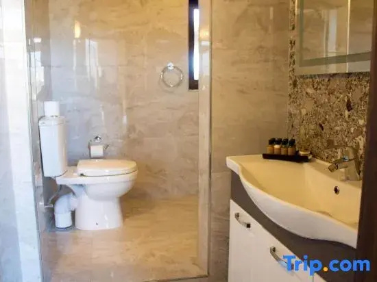 Kenn - 4 bedrooms (sleeps 8+2 kids) Gharb village