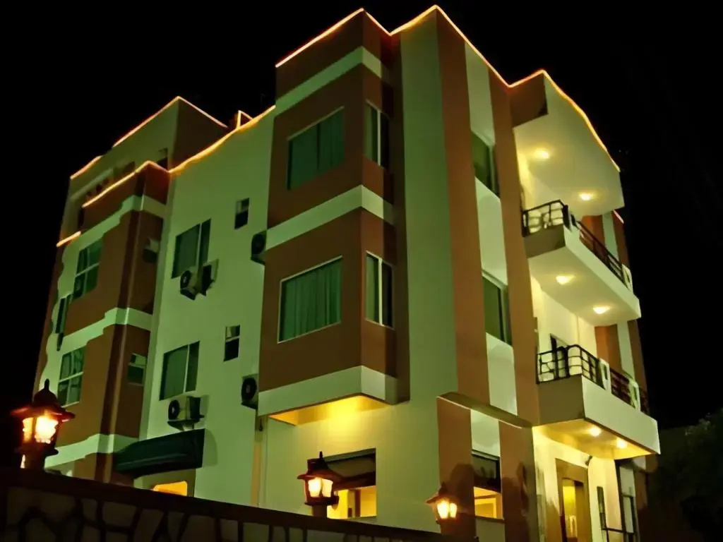 OYO 578 Hotel Aurum