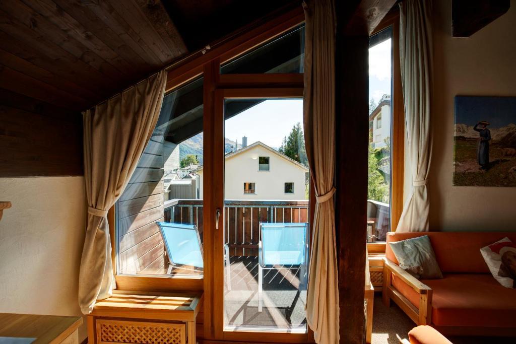 Aparthotel Chesa Munteratsch by null