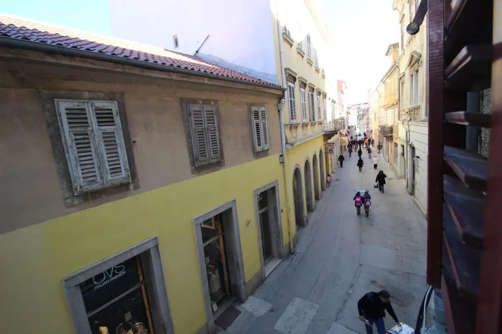 Top Center Rooms & Studio - Chambres