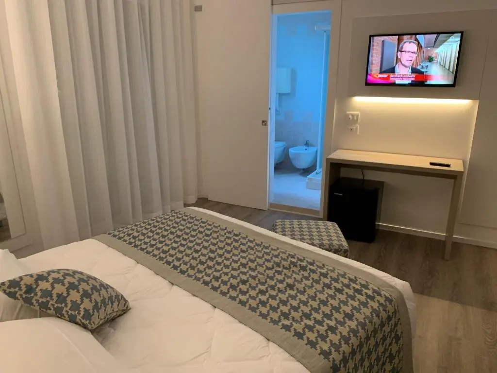 Jet Hotel - Général