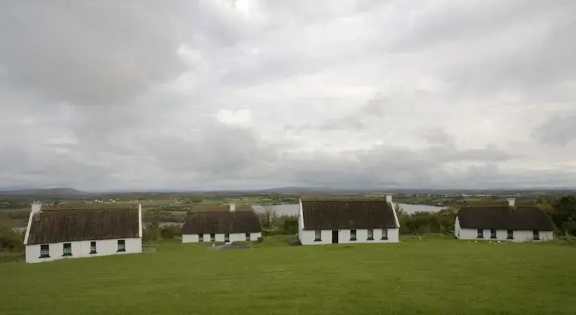 Corofin Lake Cottages