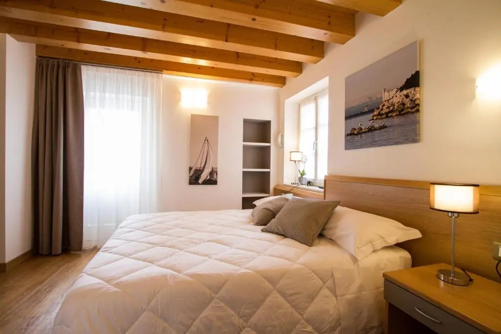 Superior Double room (full double bed)