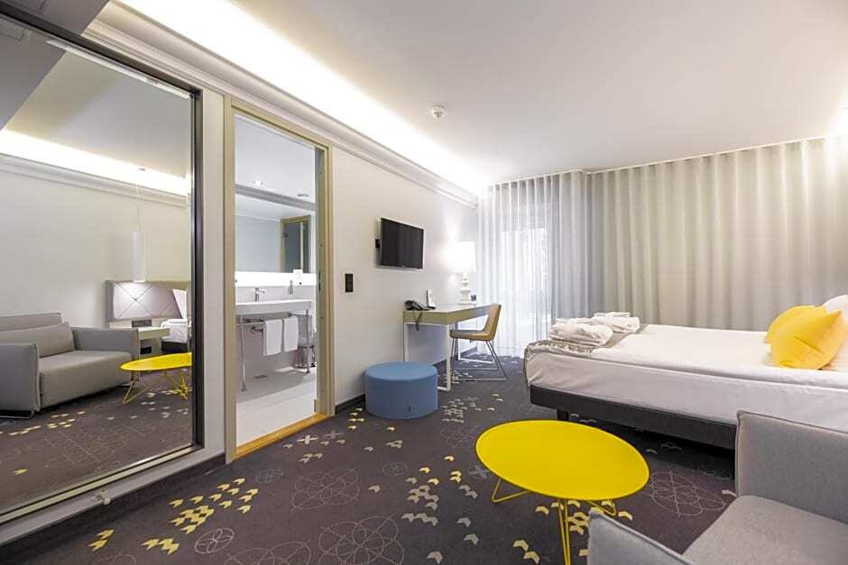 Двухместный номер Premium двуспальная кровать в L'Ermitage Hotel Tallinn