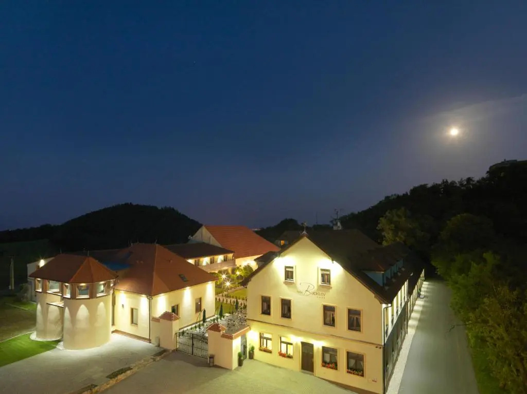 Hotel photo 13