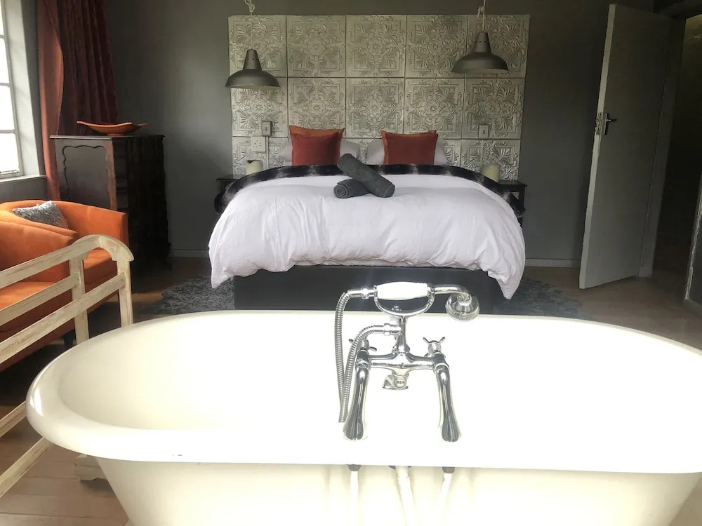 Comfort Double room with balcony and with garden view full double bed