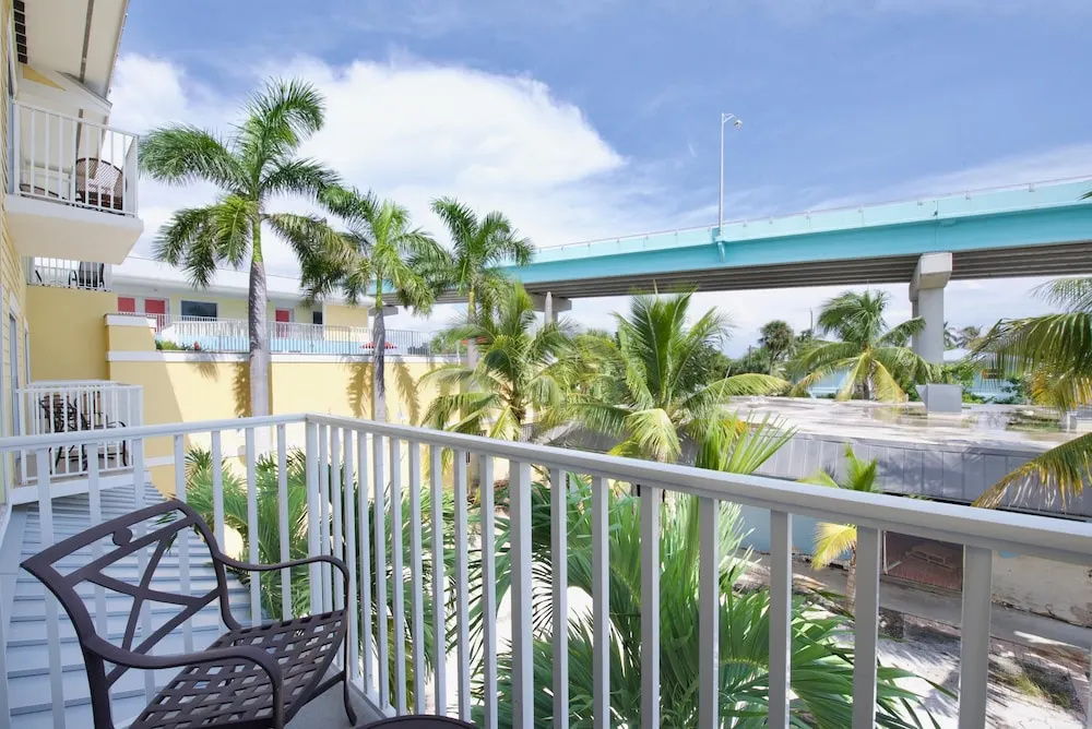 Harbour House 215