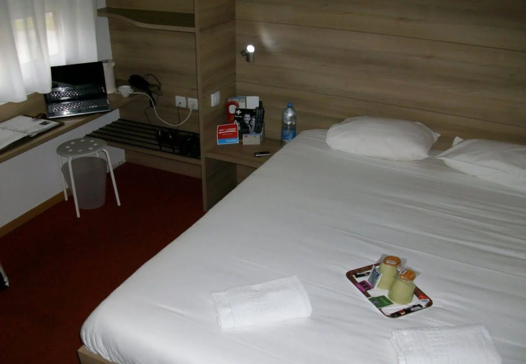 Voir la photo 2 — SO'LODGE Hôtel Niort A83