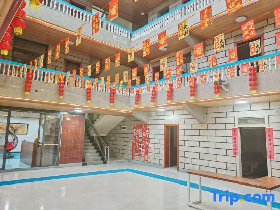 Yunqi Chinese Inn