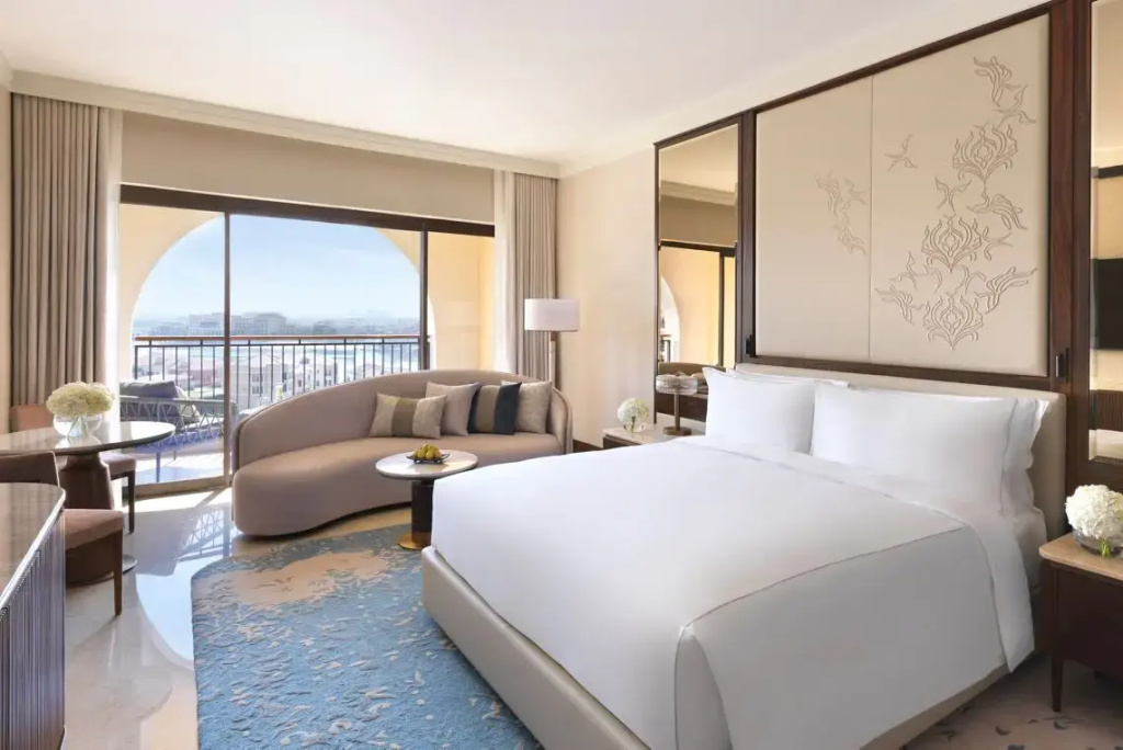 The Ritz-Carlton Abu Dhabi, Grand Canal Hotel - Chambres
