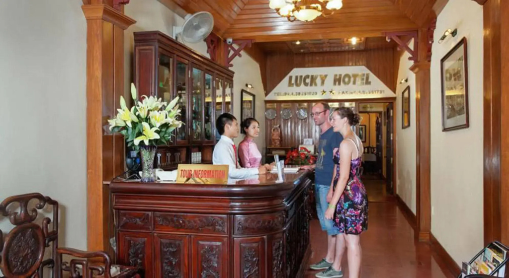 Lucky Hotel - Général