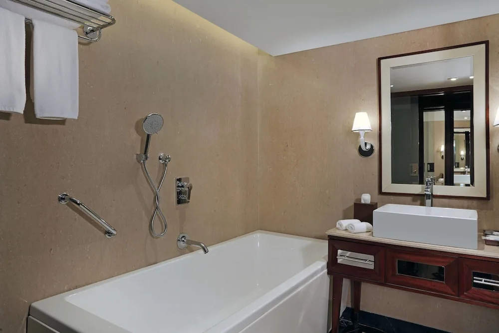 Sheraton Grand Pune Bund Garden Hotel - Chambres