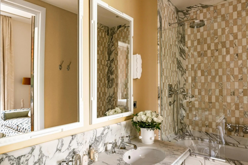 Saint James Paris - Relais & Chateaux 17