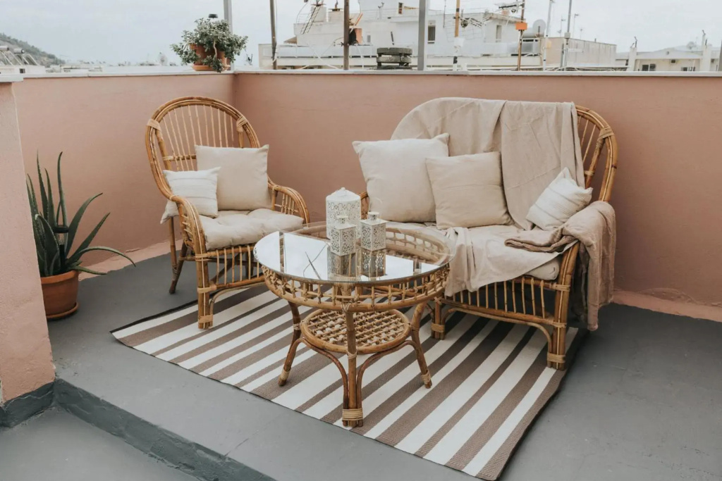 Bohemian Loft With View!